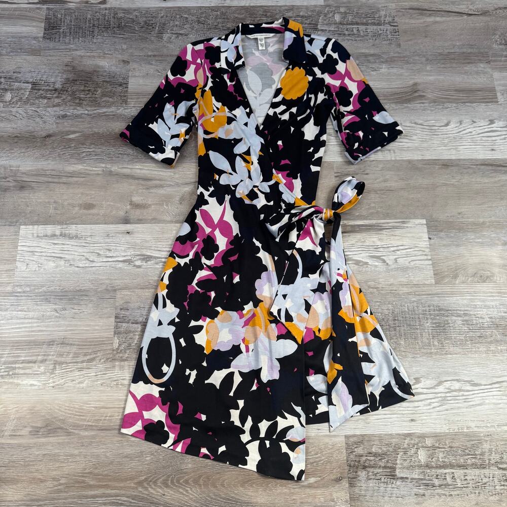 Diane von Furstenberg Silk Wrap Dress Size 4 XS S Abstract Floral DVF Y2K